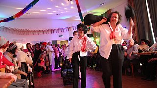 Schloß Holte-Stukenbrock: Frauen feiern Karneval in Sende