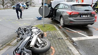 Motorradfahrer stirbt bei schwerem Unfall in Rheda-Wiedenbrück