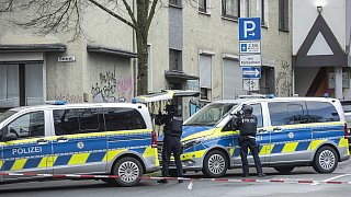Polizei-Großeinsatz nach Schüssen vorm Bielefelder Landgericht