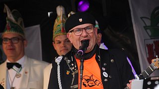 Steinheim: Karnevalisten feiern Sessionsbeginn