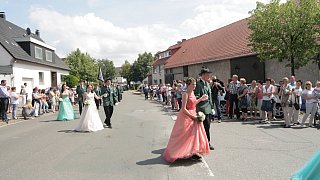 Strahlend schönes Königspaar regiert in Eissen