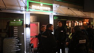 Nächtliche Kontrollen in mehreren Gütersloher Shisha-Bars