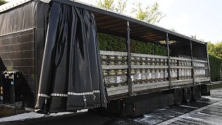 Lkw-Auflieger brennt auf der A2 bei Rheda-Wiedenbrück