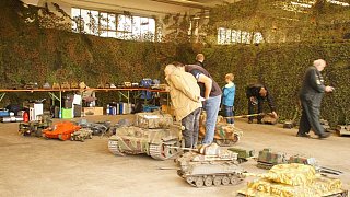 Holzminden: Modellbauausstellung in der Kaserne