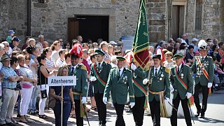 Bad Driburg: Jubiläumsschützenfest in Neuenheerse