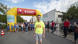 Hunderte starten beim 32. Bielefelder Feuerwehrlauf in Sieker