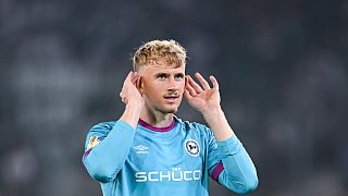 Arminia Bielefeld schlägt Werder Bremen 1:0.