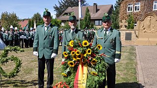 Bad Driburg: Jubiläumsschützenfest in Neuenheerse