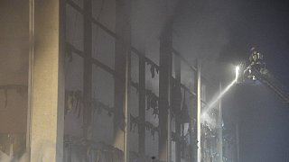Styropor brennt in einer Gütersloher Lagerhalle