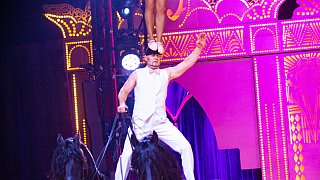 Zirkus Krone feiert Bielefeld-Premiere mit 