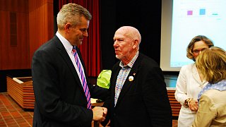 Oerlinghausen: Dirk Becker gewinnt Bürgermeisterwahl