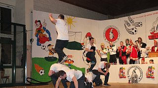 Ganz Peckelsheim feiert mit 