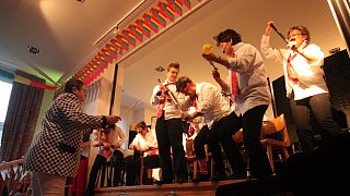 Schloß Holte-Stukenbrock: Frauen feiern Karneval in Sende