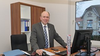 Blick in die Büros: So arbeiten Politiker und Promis aus OWL und der Welt