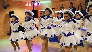 Beverungen: Carnevalsverein Weserbrücke Beverungen feiert Eröffnungsball