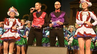 Salzkotten: Büttenabend in der Sälzerhalle