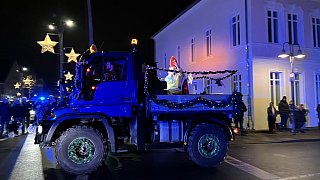 Weihnachtliche Trecker im Kreis Gütersloh