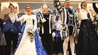 Beverungen: Carnevalsverein Weserbrücke Beverungen feiert Eröffnungsball