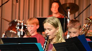 Sommerkonzert Niklas-Luhmann-Gymnasium, 20 Jahre Bläserklassen