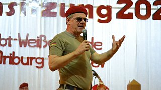 Bad Driburg: Närrische Herrensitzung der KG Rot-Weiße Garde