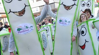 Bad Driburg: Närrischer Karnevalsumzug durch die Badestadt