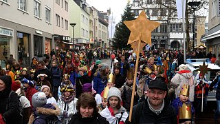 Bundesweite Sternsingeraktion 2015 in Paderborn eröffnet