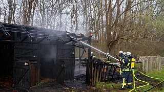 Pferdestall in Flammen