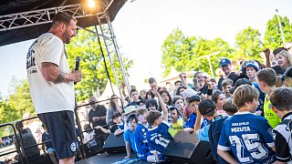 Arminis Sommerfest am 1. Mai auf dem Gelände der Schüco-Arena