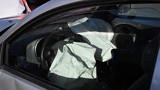 Drei Verletzte bei Unfall auf der Kahlertstraße in Gütersloh