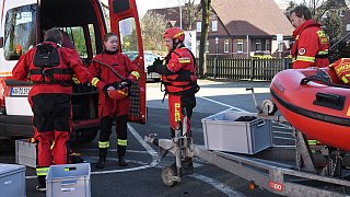 Mehr als 100 Einsatzkräfte suchen Vermissten 84-Jährigen