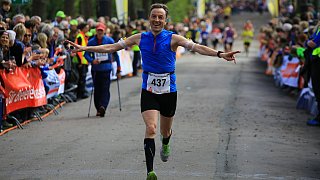 Hermannslauf 2015: Fotos vom Ziel an der Sparrenburg