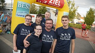 Hunderte starten beim 32. Bielefelder Feuerwehrlauf in Sieker
