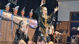 Große Karnevalsgala im Bergdorf Pömbsen