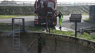 Borgholzhausen: B 68 wegen Hühnermist stundenlang gesperrt