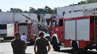 Feuerwehr muss bei Kleinemas in Verl letzte Glutnester löschen
