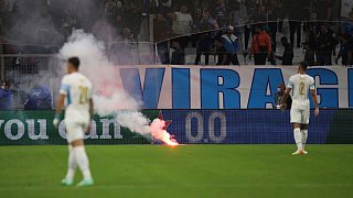 Pyros, Polizisten, Festnahmen: Wieder Randale in Frankreich