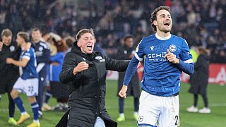 Arminia schlägt Freiburg 3:1.