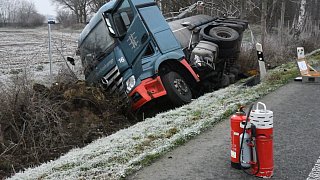 Autofahrer bei Unfall auf der B 64 schwer verletzt