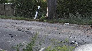 Autofahrerin wird bei Unfall eingeklemmt