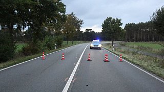 Zwei junge Männer sterben bei schweren Unfall in Greffen