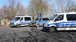 Mehr als 100 Einsatzkräfte suchen Vermissten 84-Jährigen