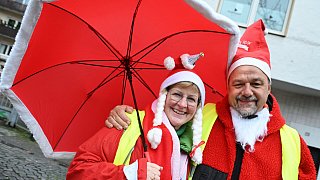 Eine Stadt sieht rot: Motive vom 6.Bielefelder Santa Run