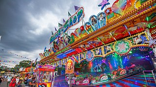 Kirmes auf der Radrennbahn