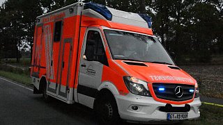 Lkw-Anhänger brennt auf der Paderborner Strasse in Verl