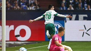 Werder gewinnt Topspiel und übernimmt Tabellenspitze