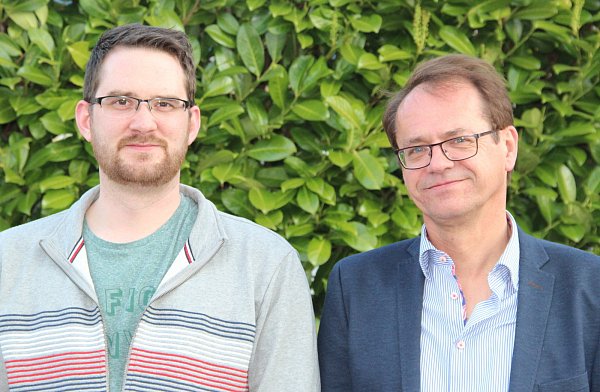 Bereiten das Jubelschützenfest mit vor: Florian Schulte und Schützenoberst Ulrich Scharfen. - © Marco Schreiber