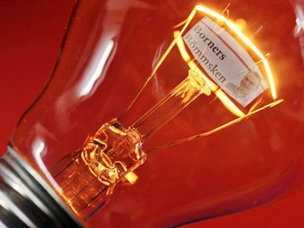 - © MONTAGE: CHRISTINE PANHORST