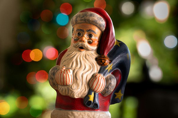 An Nikolaus sind nicht nur die Stiefel gefüllt. Auch im Posteingang oder im Nachrichtenchat können liebe Sprüche und lustige Botschaften warten. - © Symbolbild: Unsplash