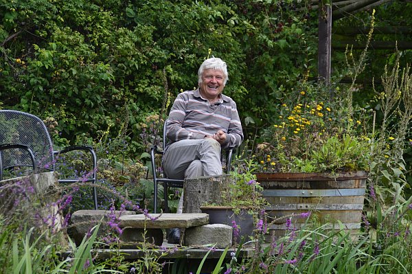 Naturschützer: Der Löhner Karl-Heinz Niehus - © Vivien Tharun