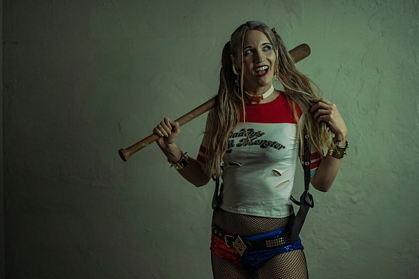 Der "Suicide Squad"-Star ist ein sehr beliebtes Kostüm - sowohl an Karneval als auch für Halloweenpartys. - © Symbolbild: Unsplash